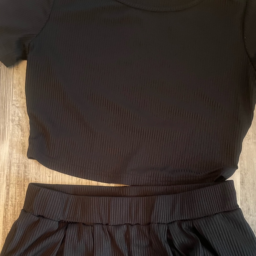 Black Ribbed Lounge Set - Picture 3 of 4